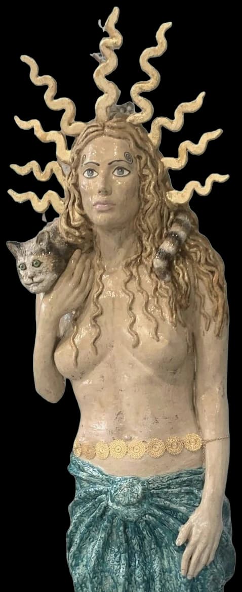 Freya II · Goddess Sculpture with a Cat